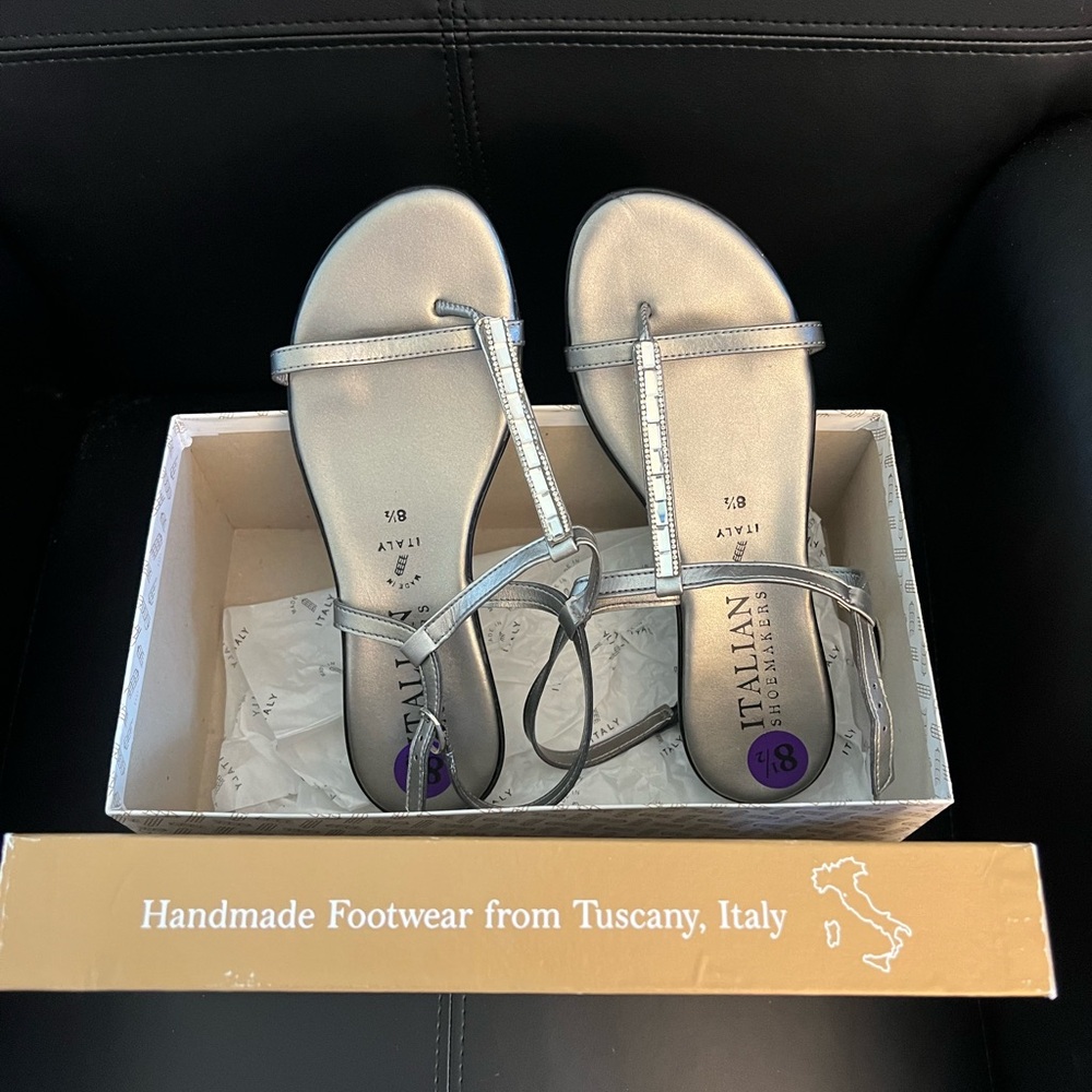 Italian Shoemakers Silver Sandals Elegant Design